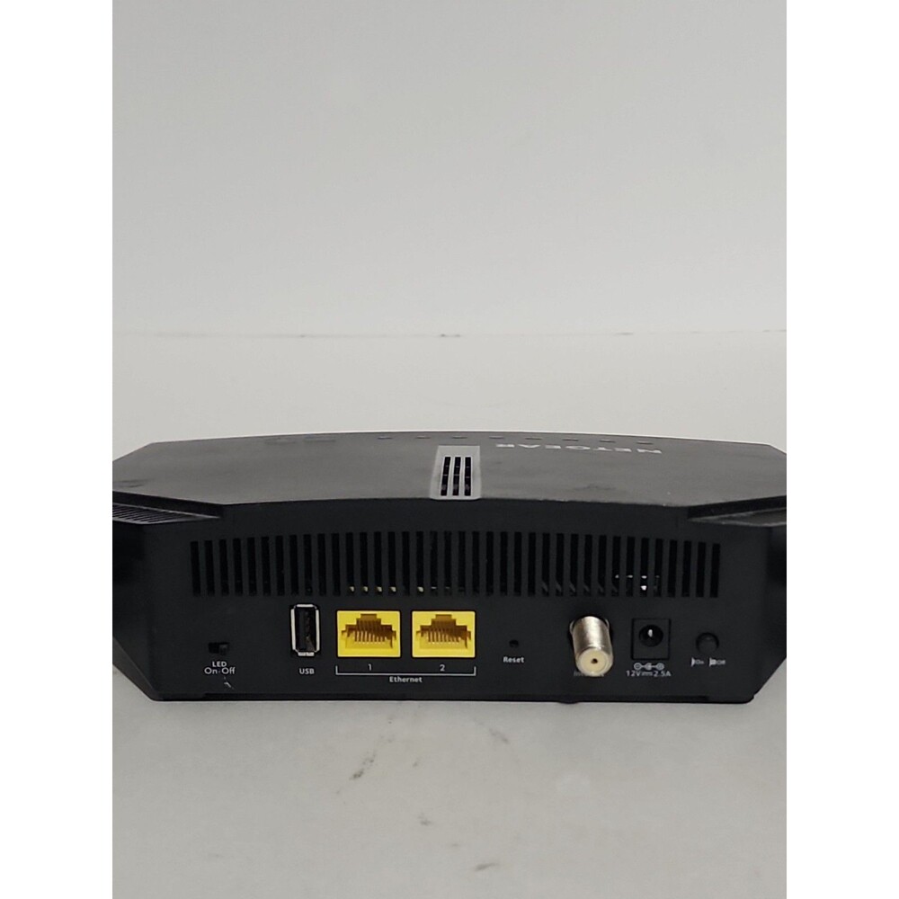 NETGEAR Ac1200 Dual Band WiFi Router Model C6220 Modern Wifi Router - Picture 6 of 6